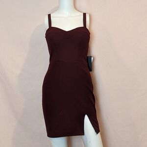 City Vibe Cabernet Slit Hem Lace Up Back Mini Dress size 3